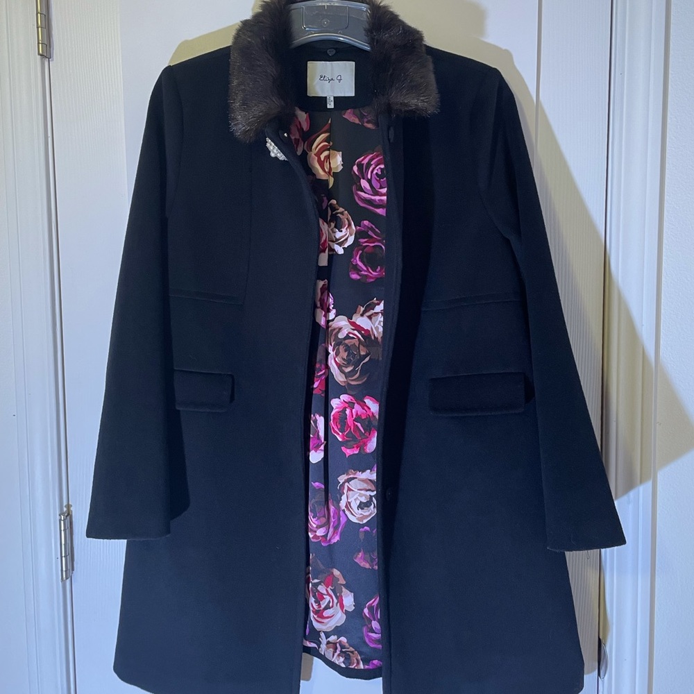 Eliza J. M size. Black jacket